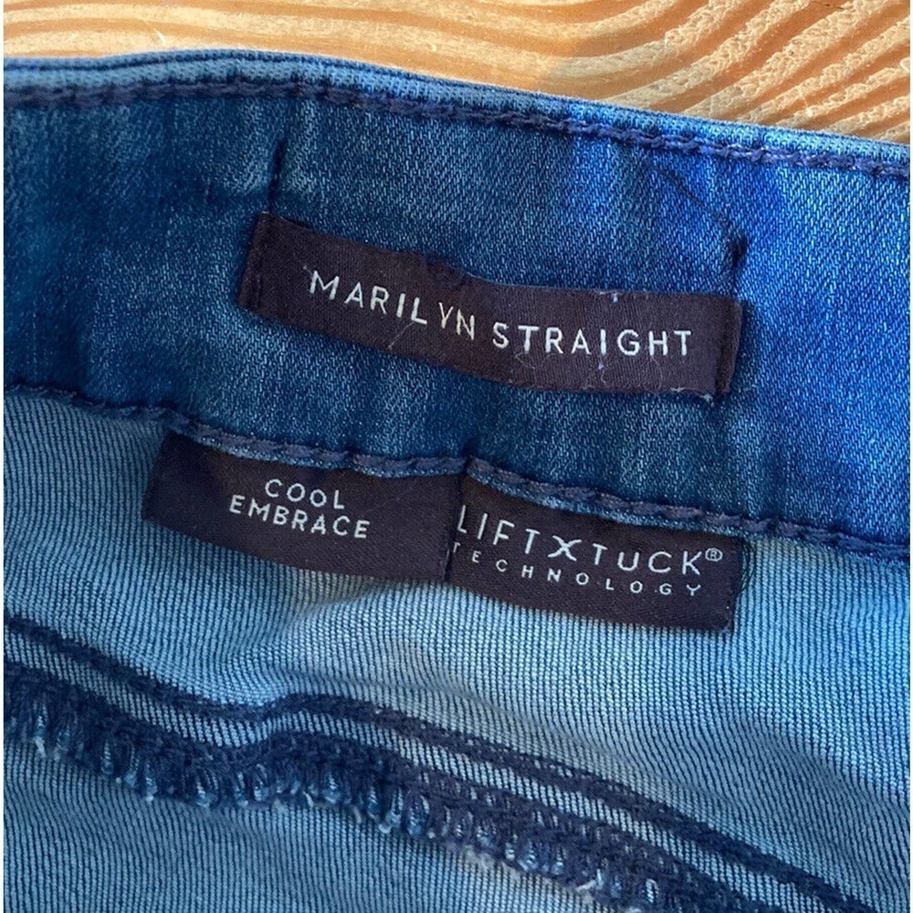 NEW NYDJ Crop Straight Leg Jeans Size 8 Women’s Blue - Picture 4 of 11